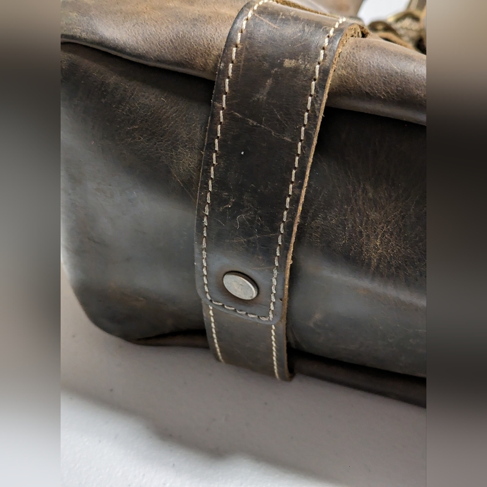 Oak River Leather Mini Market Tote - Picture 4 of 16